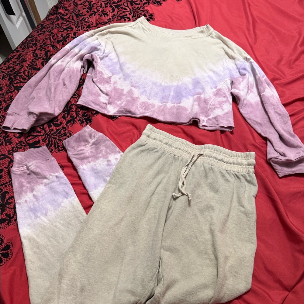 it’s Cream Cozy Jogger Set - Elastic Waistband